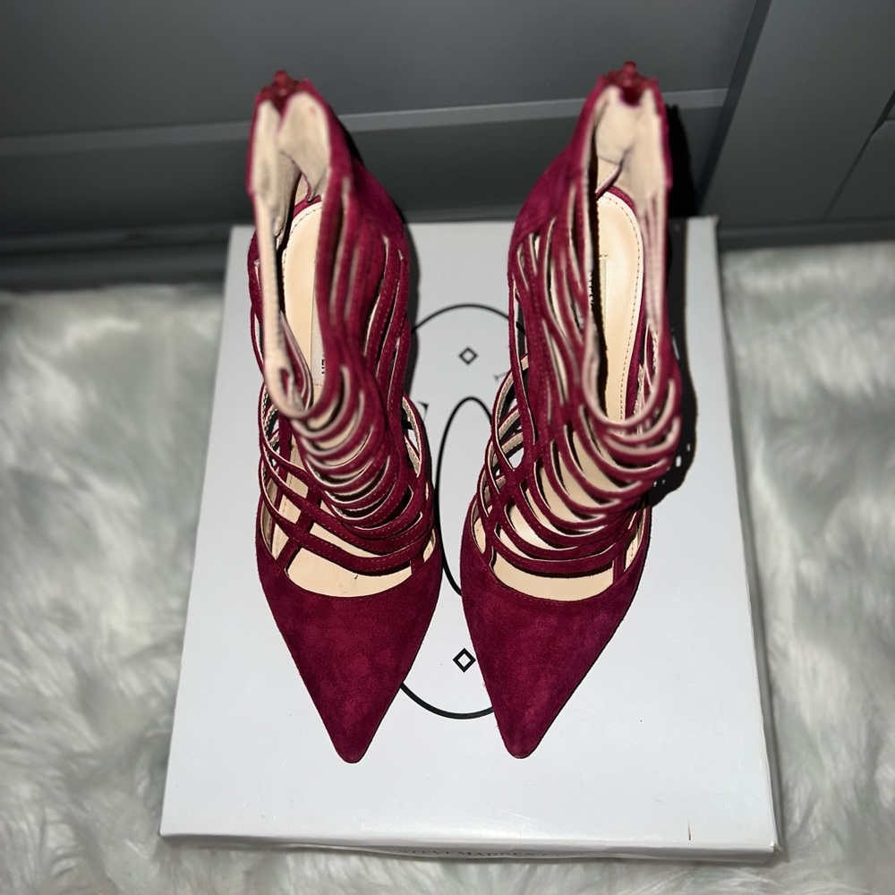 Steve Madden suede shoes